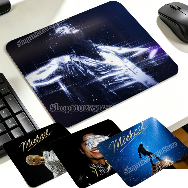 Pc Gaming Handheld - ราชาเพลงป๊อป ไมเคิล แจ็คสัน แผ่นรองเมาส์ MJ พิมพ์ลายแผ่นรองเมาส์สำหรับเล่นเกมผู้หญิงผู้ชายแล็ปท็อปเบาะกันลื่นแผ่นรองโต๊ะลำลองของขวัญสำหรับบ้าน